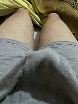 comokalii online show from February 26, 2026, 9:59 pm