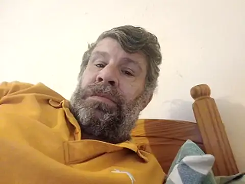 stud2512 online show from February 28, 2026, 2:39 pm