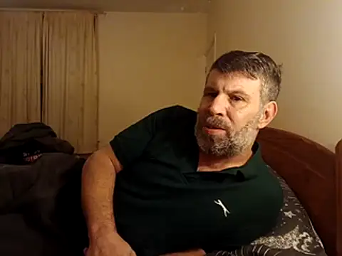 stud2512 online show from March 22, 2026, 6:42 pm