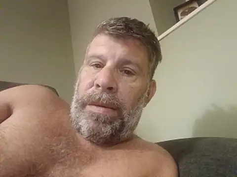 stud2512 online show from May 19, 2026, 9:00 pm