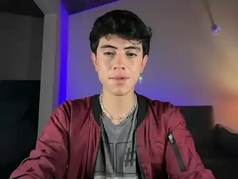 Snapshot of Stolas_ying chatting on March 17, 2026, 12:24 am Stolas ying online show from March 17, 2026, 12:24 am