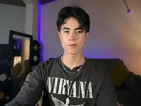 Snapshot of Stolas_ying chatting on March 14, 2026, 11:11 pm Stolas ying online show from March 14, 2026, 11:11 pm