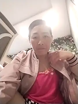 lris-Beauty77 online show from February 26, 2026, 3:01 pm