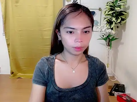 ur asianhotleah online show from March 16, 2026, 8:33 pm