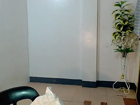 ur asianhotleah online show from June 21, 2026, 8:25 pm