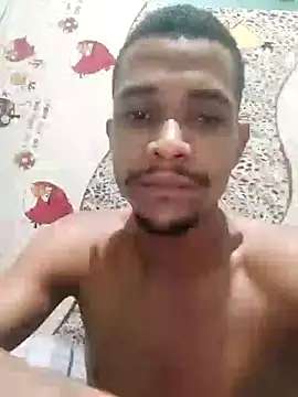 Snapshot of LATREL22ctmtrs chatting on February 21, 2026, 6:04 am LATREL22ctmtrs online show from February 21, 2026, 6:04 am