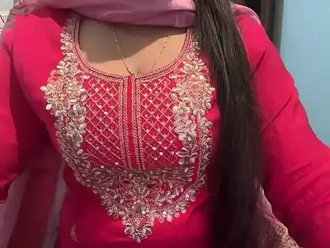 Avneet kaurr1 online show from March 1, 2026, 1:49 am