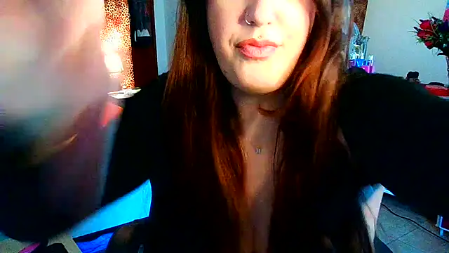 Lilbadmiaxo online show from March 15, 2026, 6:04 pm