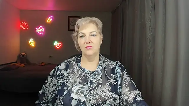 Mary-Leee online show from June 5, 2026, 6:52 am