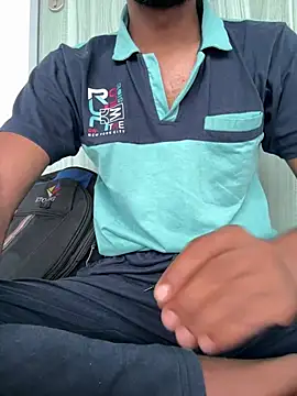 Snapshot of chavad-345 chatting on April 7, 2026, 4:03 am chavad-345 online show from April 7, 2026, 4:03 am