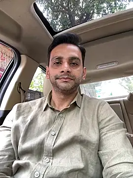 online4u08 online show from March 6, 2026, 3:45 am