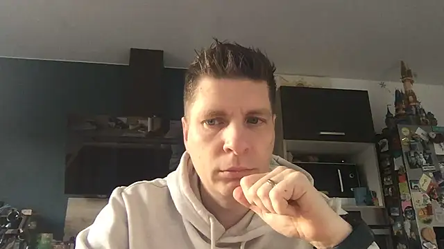 Minmoi1984 online show from February 24, 2026, 7:42 am