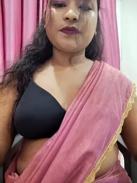 Cutie bae011 online show from March 10, 2026, 6:56 pm