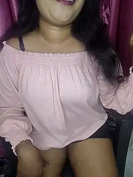 Cutie bae011 online show from March 8, 2026, 4:32 pm