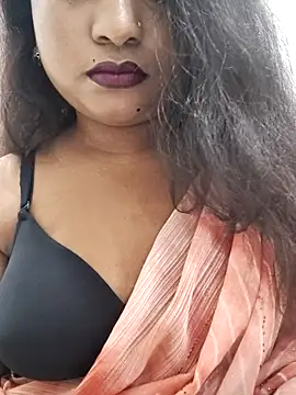 Cutie bae011 online show from March 31, 2026, 5:37 pm