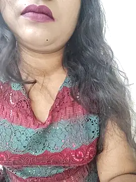 Cutie bae011 online show from April 7, 2026, 10:11 pm