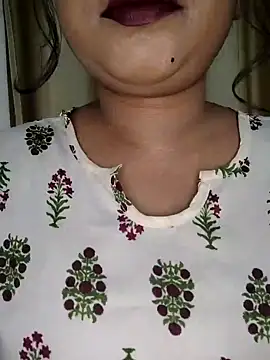 Cutie bae011 online show from March 27, 2026, 5:36 pm