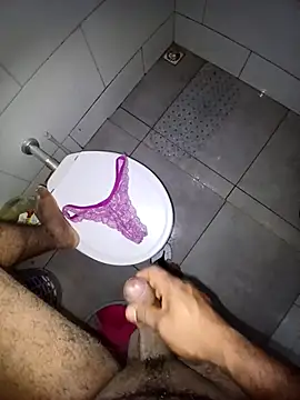 Snapshot of casadosafadoooo chatting on March 11, 2026, 8:25 pm casadosafadoooo online show from March 11, 2026, 8:25 pm