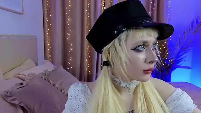 Snapshot of rraffaellka chatting on April 10, 2026, 9:33 pm rraffaellka online show from April 10, 2026, 9:33 pm