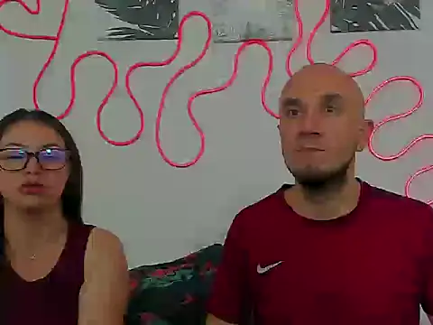 Snapshot of Cintya_n_Roger chatting on February 23, 2026, 4:47 am Cintya n Roger online show from February 23, 2026, 4:47 am