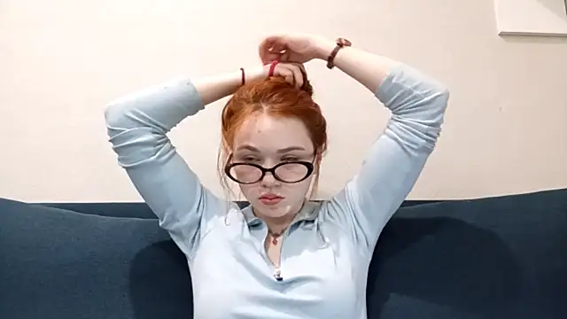 DizzyRina online show from March 23, 2026, 3:23 pm