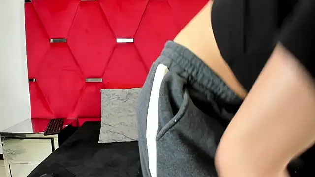 Alicee Grey online show from February 26, 2026, 1:55 pm