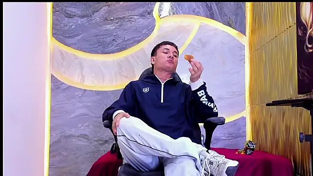 Snapshot of Matheus_Ic_ chatting on March 4, 2026, 8:27 pm Matheus Ic online show from March 4, 2026, 8:27 pm