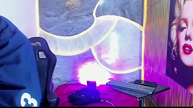 Snapshot of Matheus_Ic_ chatting on April 5, 2026, 7:53 pm Matheus Ic online show from April 5, 2026, 7:53 pm