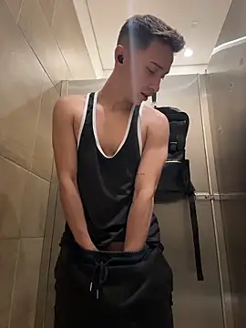 Snapshot of Thiago_Jones1 chatting on March 10, 2026, 3:27 pm Thiago Jones1 online show from March 10, 2026, 3:27 pm