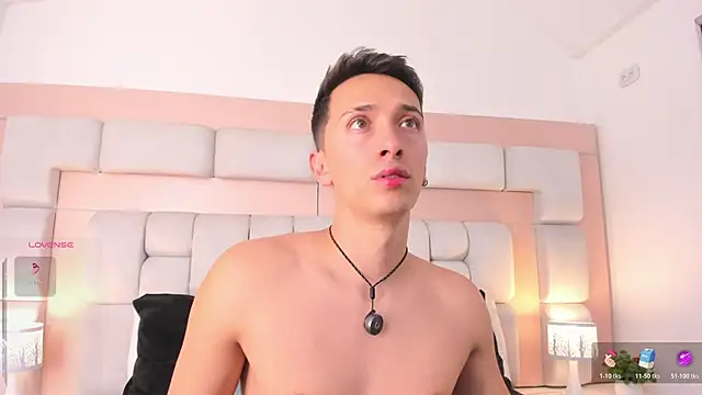 Snapshot of Thiago_Jones1 chatting on March 19, 2026, 7:36 pm Thiago Jones1 online show from March 19, 2026, 7:36 pm