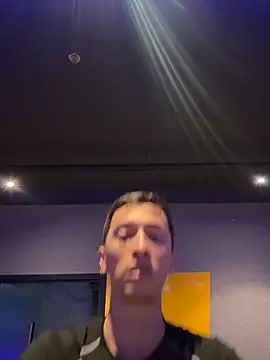 Snapshot of Thiago_Jones1 chatting on April 14, 2026, 10:42 am Thiago Jones1 online show from April 14, 2026, 10:42 am