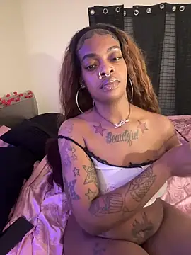 wavywavy12 online show from April 10, 2026, 2:29 am