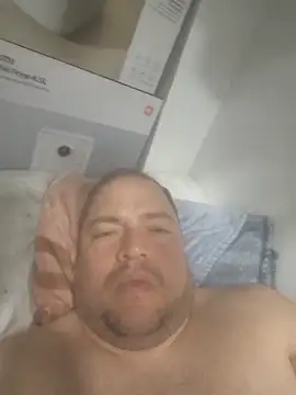 elcaste69 online show from March 23, 2026, 5:02 pm