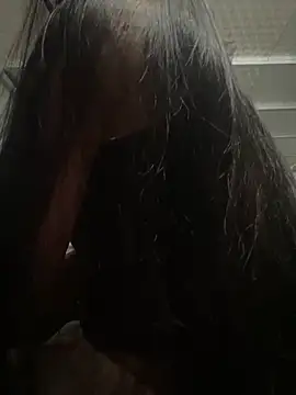Snapshot of Rio-cute chatting on May 21, 2026, 6:05 pm Rio-cute online show from May 21, 2026, 6:05 pm