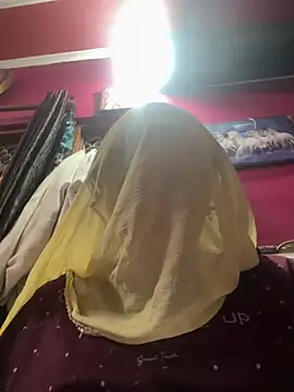 sweet lips77 online show from February 23, 2026, 10:49 am