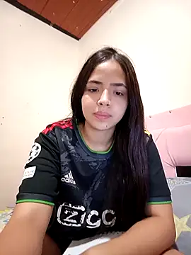 Sexy cloe outdoors online show from April 22, 2026, 4:08 am