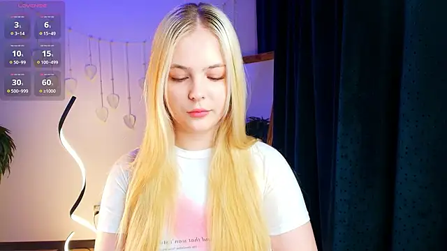 Elle Funning online show from March 11, 2026, 3:00 am