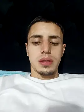 Snapshot of Cristianramos199 chatting on February 26, 2026, 2:33 am Cristianramos199 online show from February 26, 2026, 2:33 am