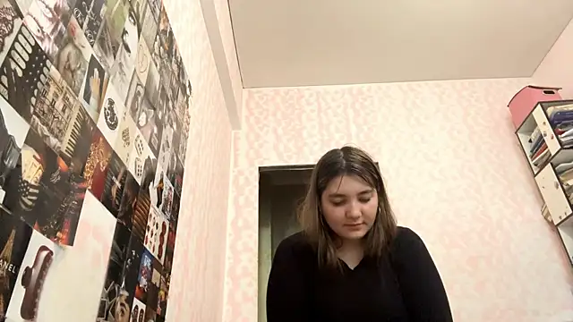 JanineThielman online show from July 15, 2026, 5:25 am