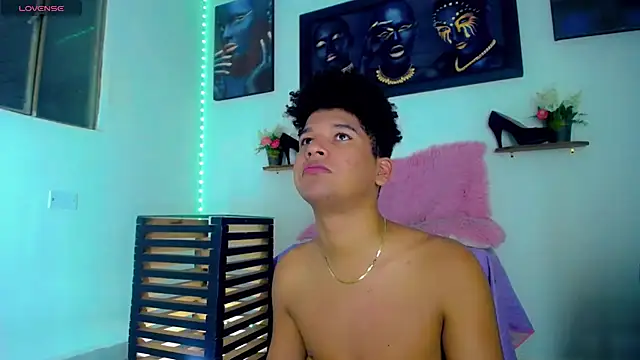 Snapshot of Sebastian_-D chatting on April 14, 2026, 5:12 am Sebastian -D online show from April 14, 2026, 5:12 am