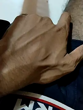 horny boy 45 online show from March 16, 2026, 4:21 pm