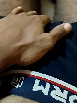 horny boy 45 online show from March 15, 2026, 5:09 pm