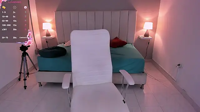 Snapshot of milkk_ chatting on April 13, 2026, 11:53 pm milkk online show from April 13, 2026, 11:53 pm