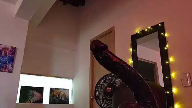 Snapshot of FirexxxDesire69 chatting on April 14, 2026, 8:36 pm FirexxxDesire69 online show from April 14, 2026, 8:36 pm