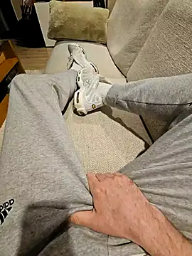 Snapshot of Kiffeur2Tn chatting on February 22, 2026, 11:06 pm Kiffeur2Tn online show from February 22, 2026, 11:06 pm