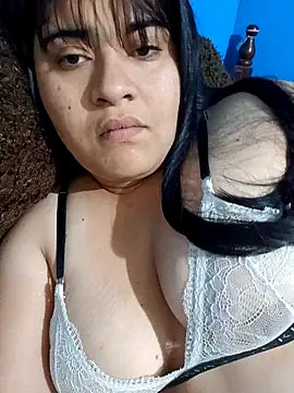 Orianamzn21 online show from June 11, 2026, 8:11 am