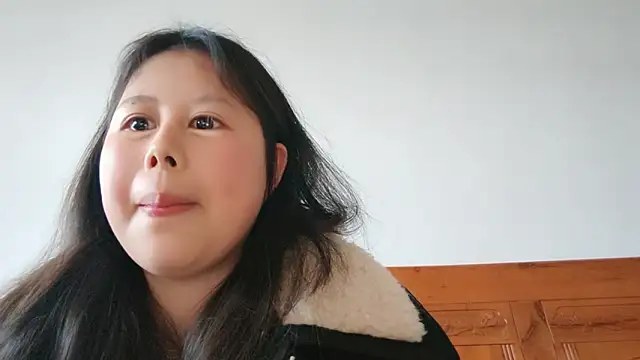 Snapshot of Hannah-33 chatting on February 28, 2026, 7:41 am Hannah-33 online show from February 28, 2026, 7:41 am