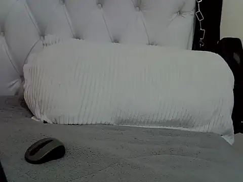 Candy19921 online show from March 13, 2026, 5:56 am