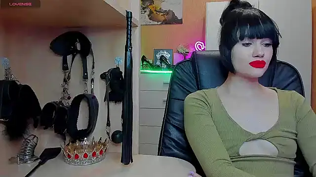 KristiTopxx online show from June 3, 2026, 6:34 pm