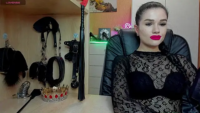 KristiTopxx online show from June 9, 2026, 6:09 pm